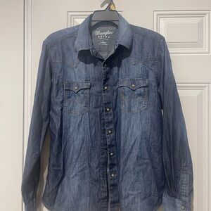 Men’s retro denim shirt